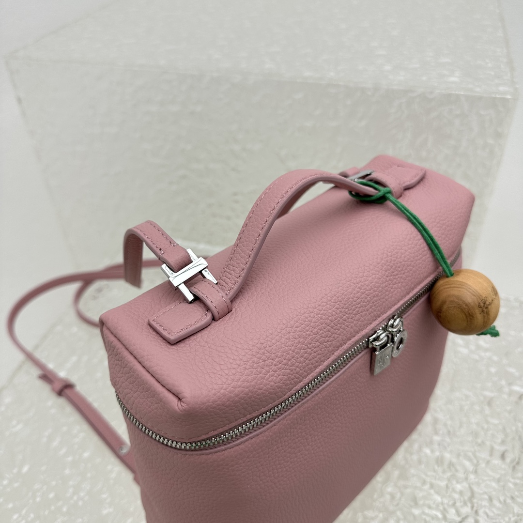 Loro Piana Extra Pocket Backpack L23.5   (23×8×22cm) - DopestKickz