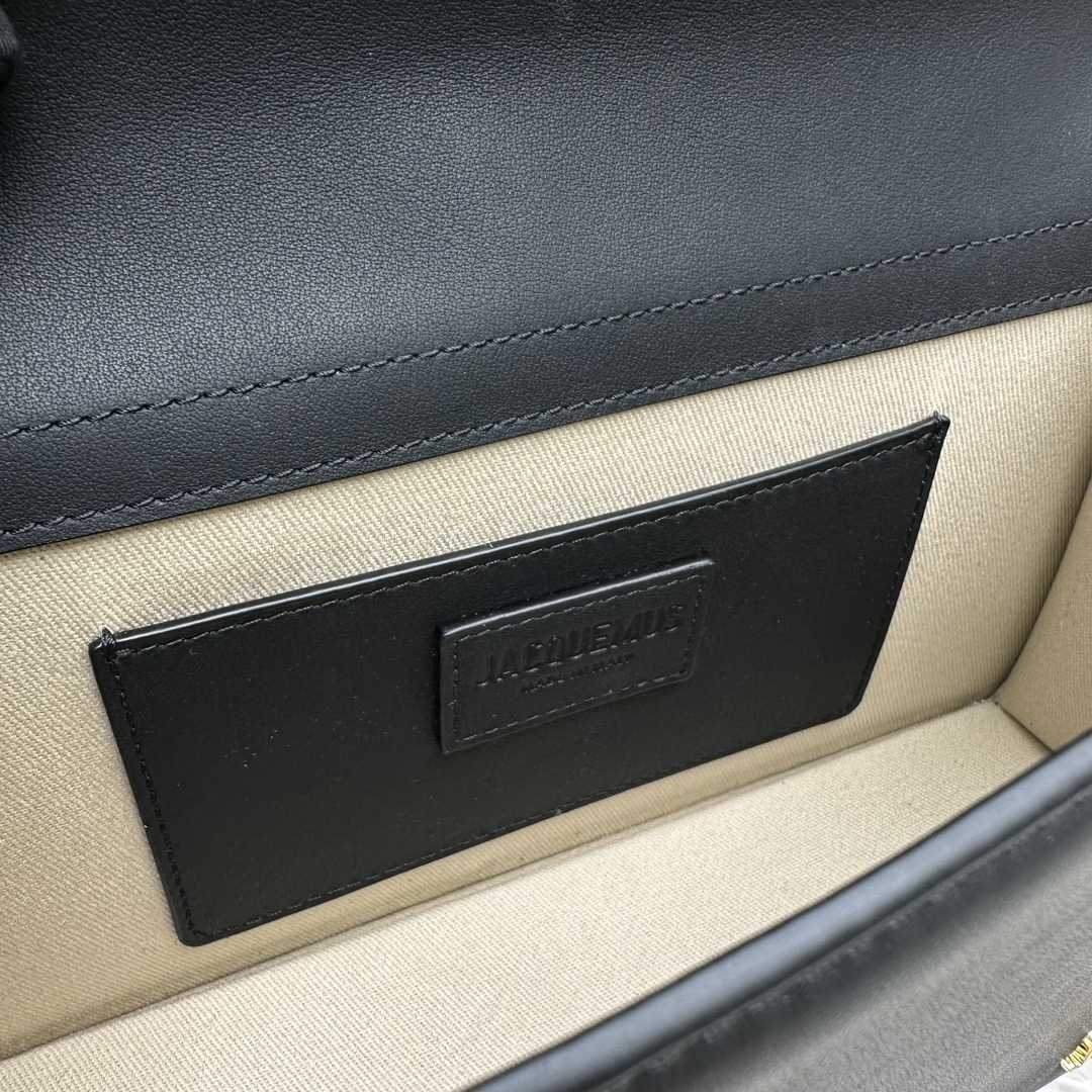 Jacquemus Le Grand Bambino - Black - DopestKickz