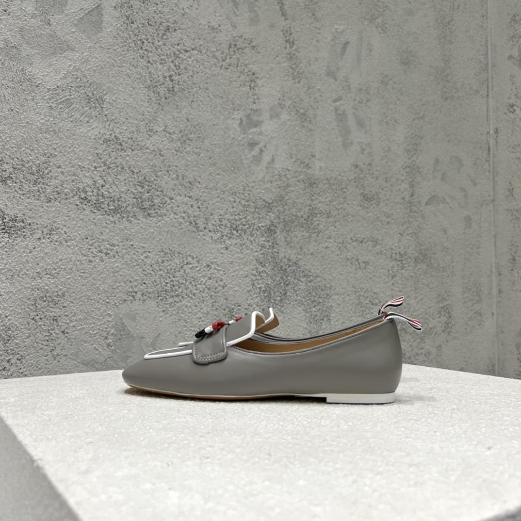 Thom Browne Bow-detail Flat Loafers - DopestKickz
