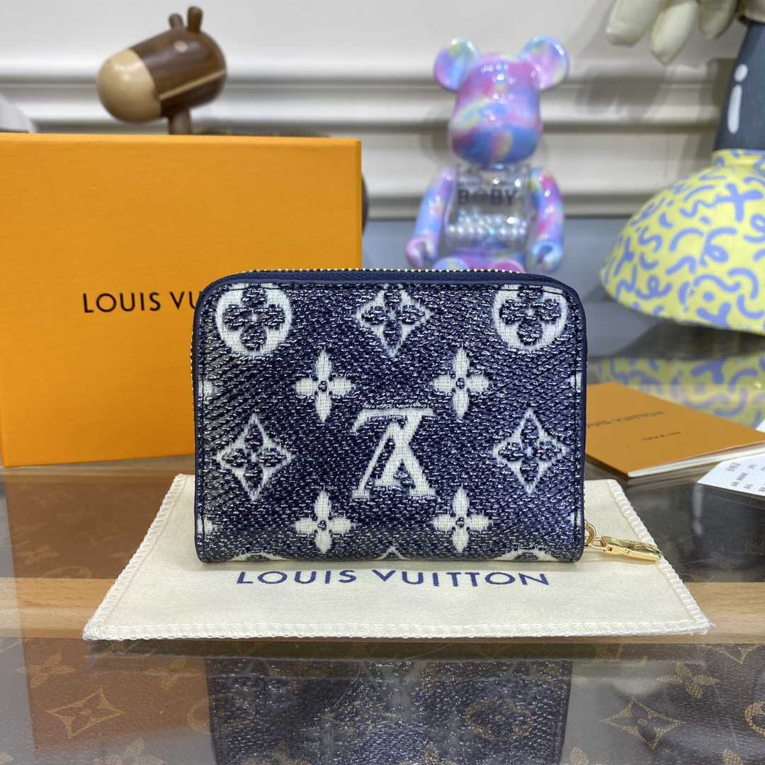 Louis Vuitton Zippy Coin Purse Padlock Python (11x8.5x2cm)   M82483  - DopestKickz