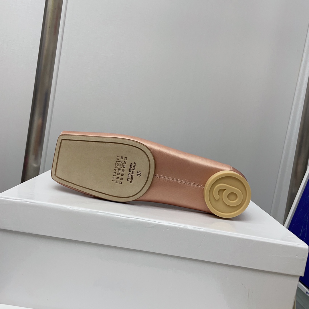 Maison Margiela MM6 Logo-strap Ballerina Shoes - DopestKickz