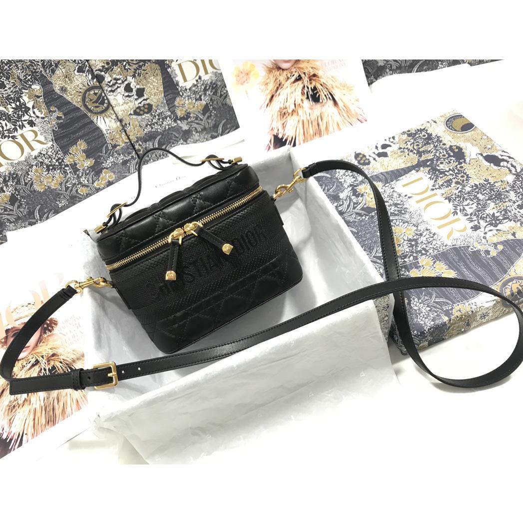 Dior Small Diortravel Vanity Case - DopestKickz