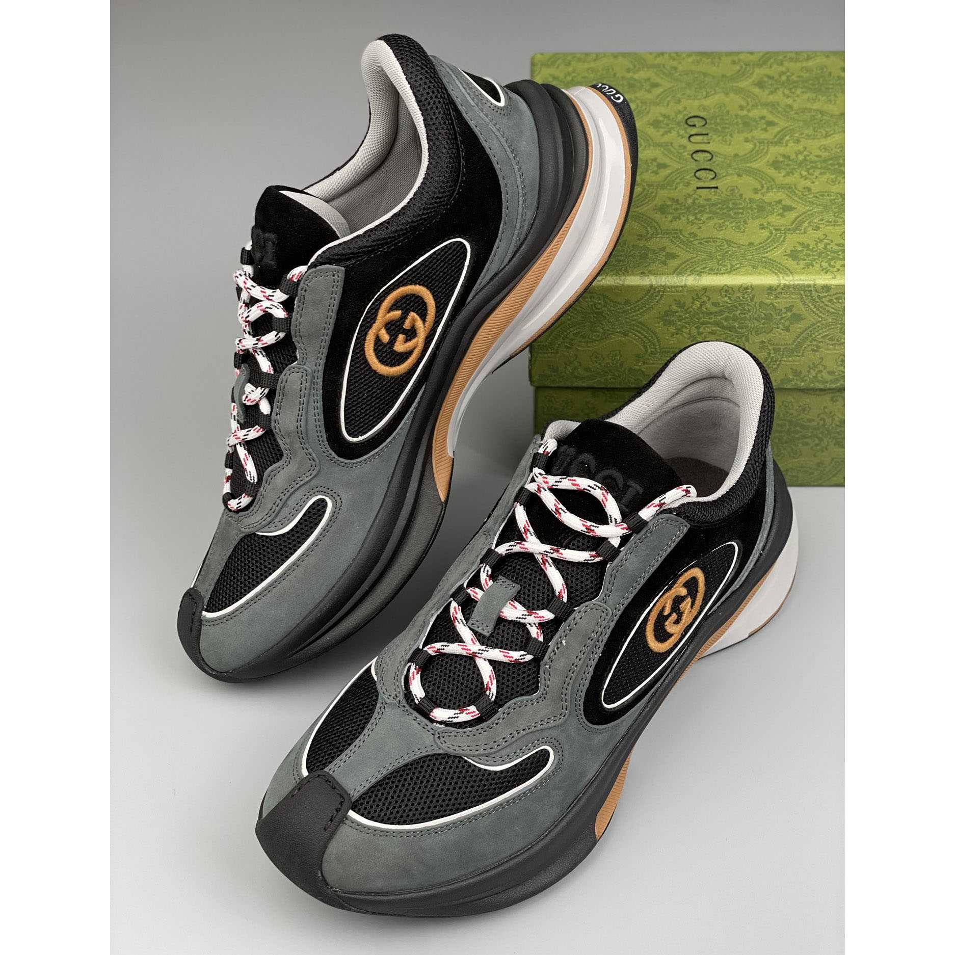 Gucci Run Sneaker - DopestKickz