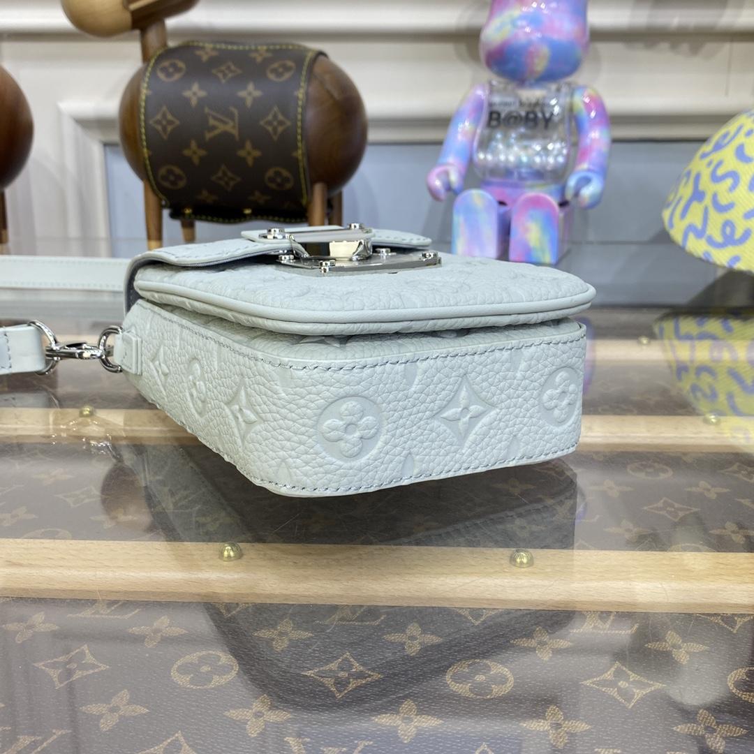 Louis Vuitton S-Lock Vertical Wearable Wallet (12 x 19 x 7 cm)   M82568 - DopestKickz