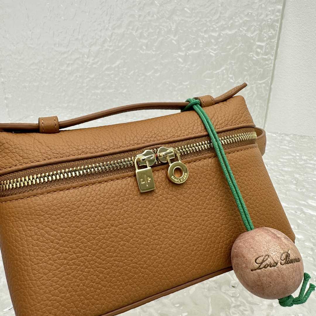 Loro Piana Extra pocket L16 Belt Bag  (16×6×10cm) - DopestKickz