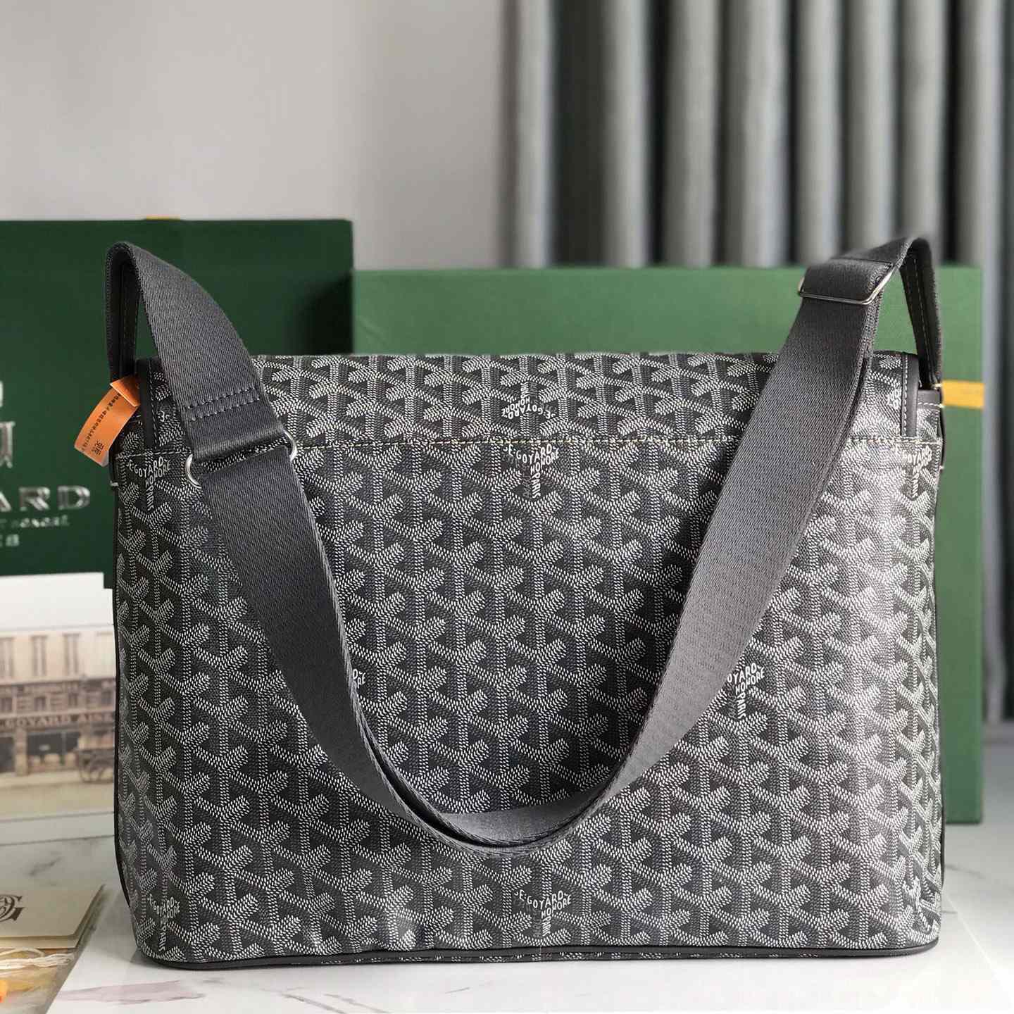 Goyard Capetien Messenger Bag (35×26×7.5cm) - DopestKickz