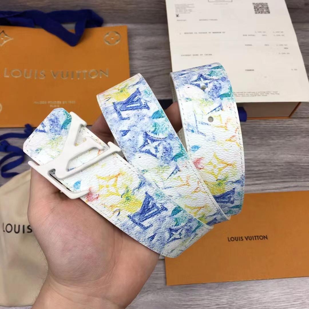 Louis Vuitton Ceinture LV Shape - DopestKickz