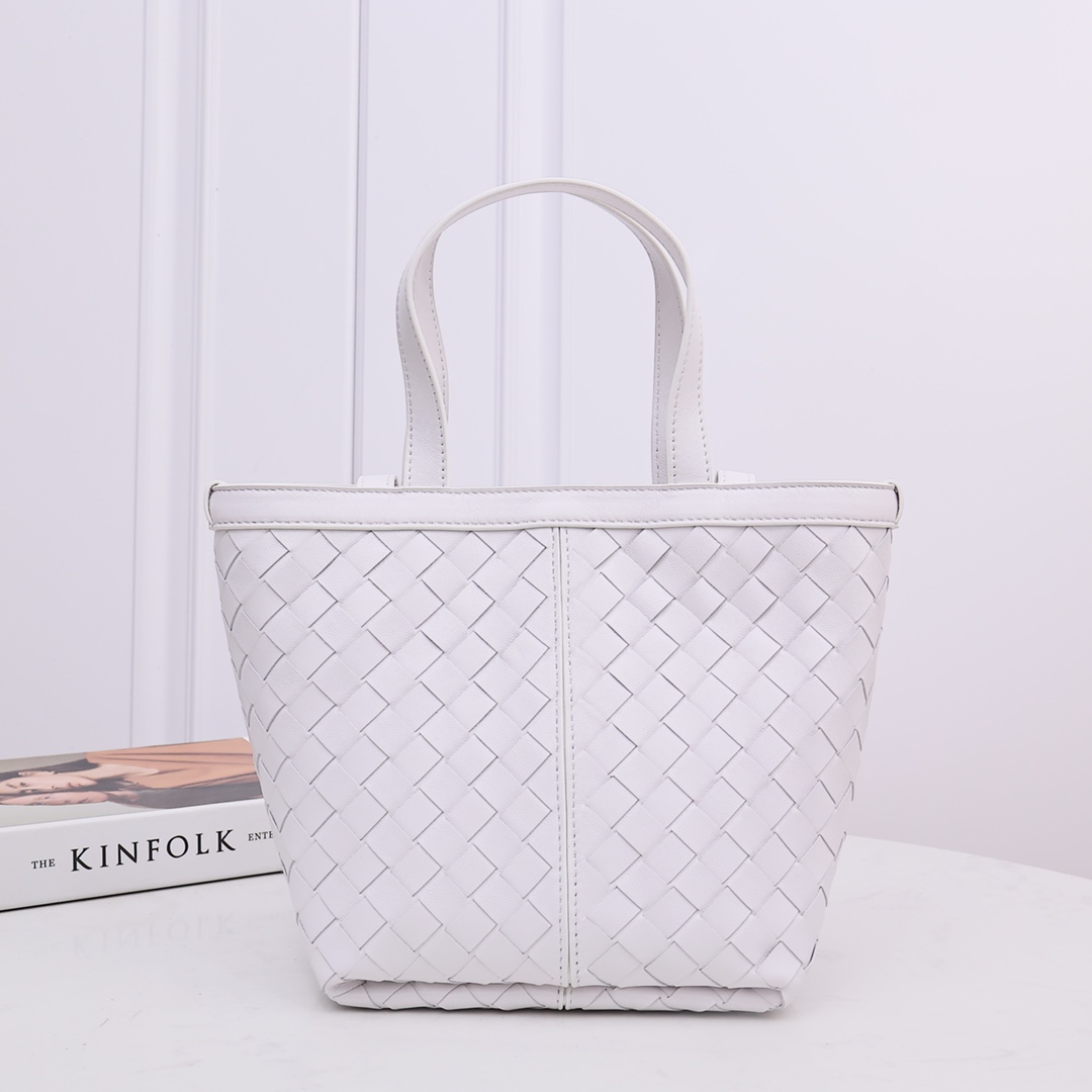 Bottega Veneta Small Flip Flap - DopestKickz