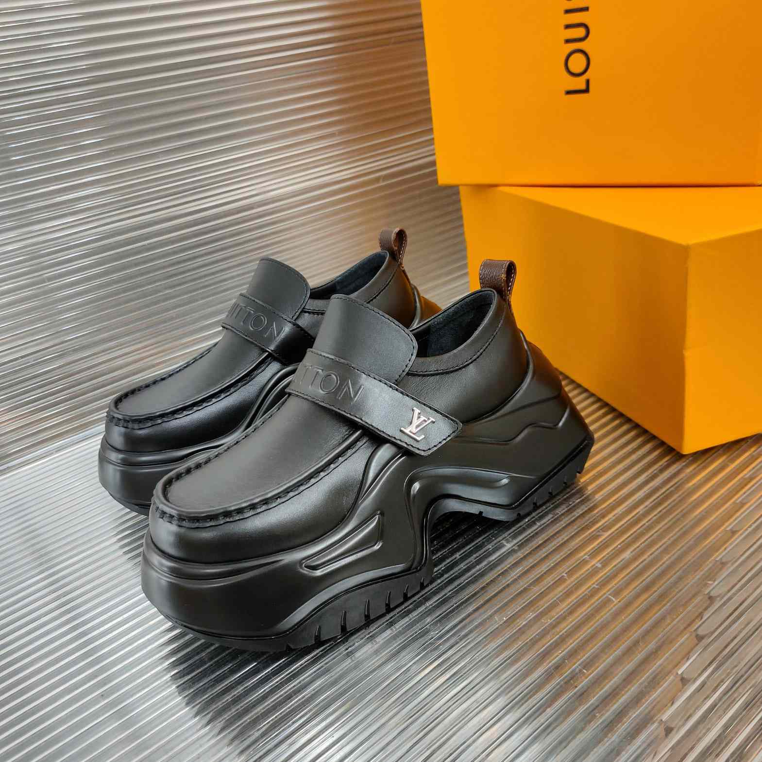 Louis Vuitton LV Archlight 2.0 Platform Loafer  1ABIJQ - DopestKickz