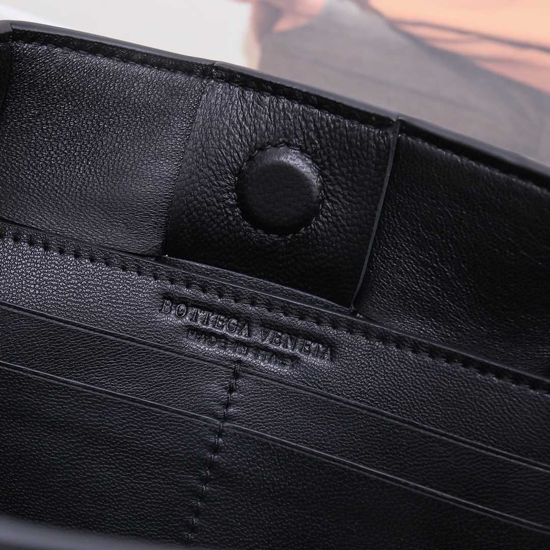 Bottega Veneta Cassette Pouch On Strap - DopestKickz