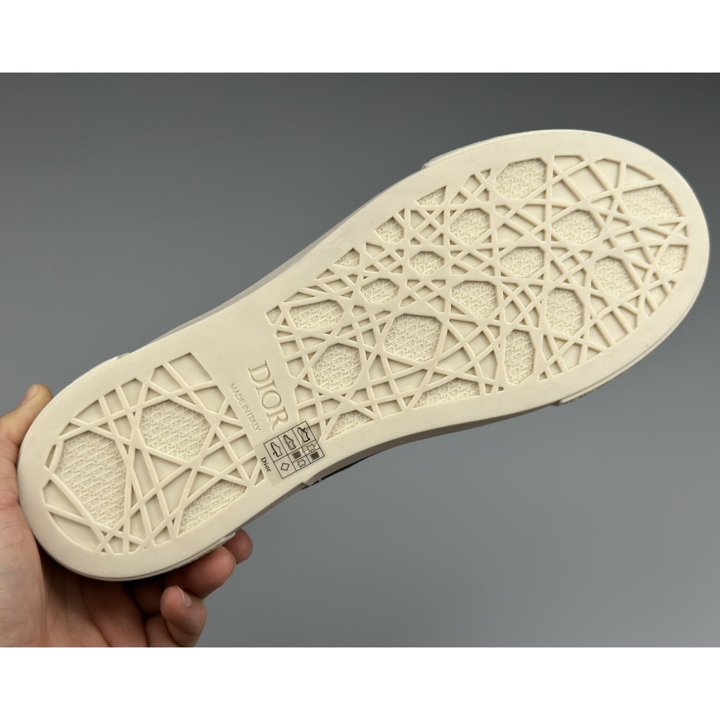 Dior Tears B33 Sneaker  - DopestKickz