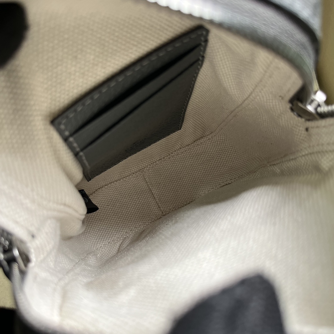 Gucci Ophidia GG Mini Bag (12x 18x 6.9cm) - DopestKickz