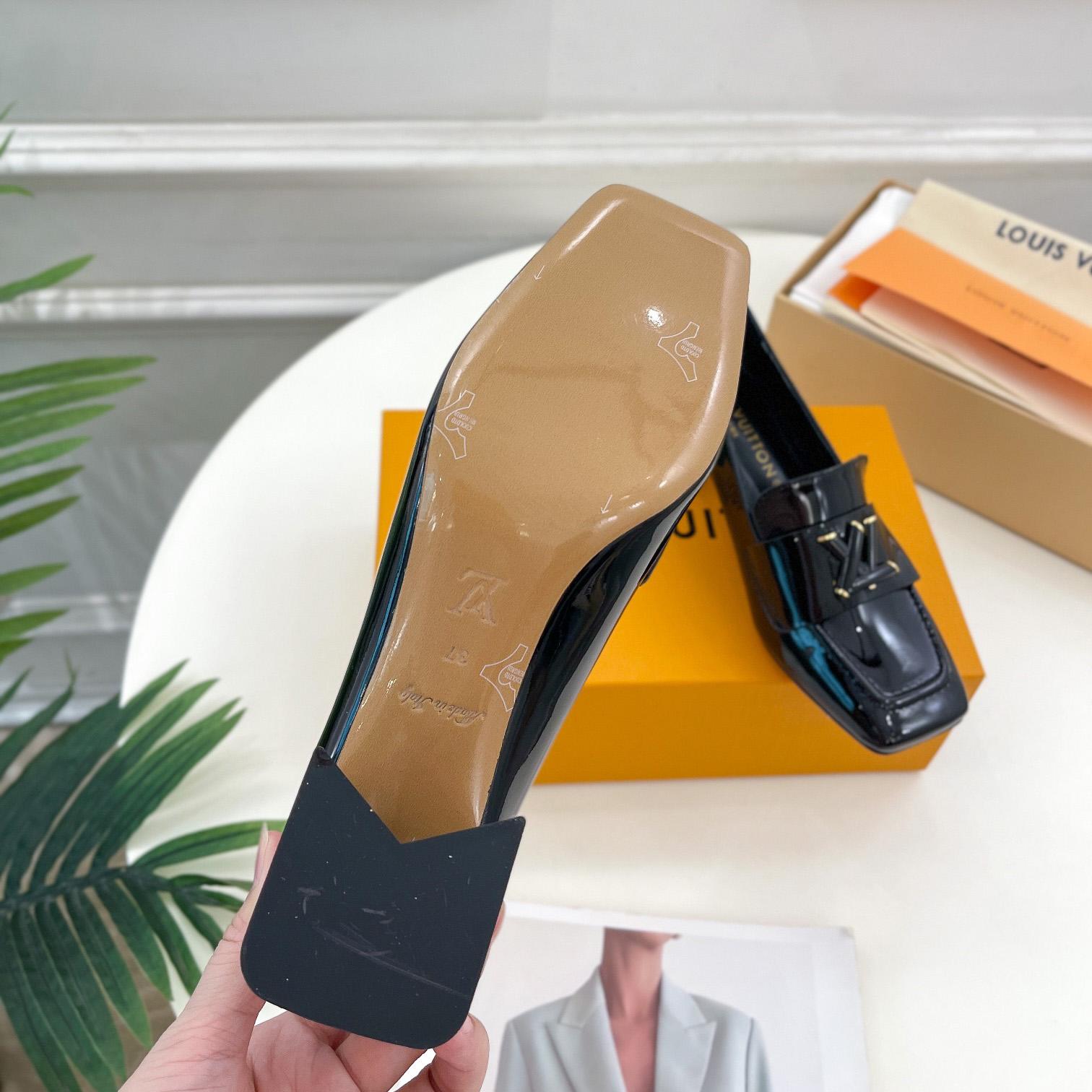 Louis Vuitton Shake Loafer   1ABTL2 - DopestKickz