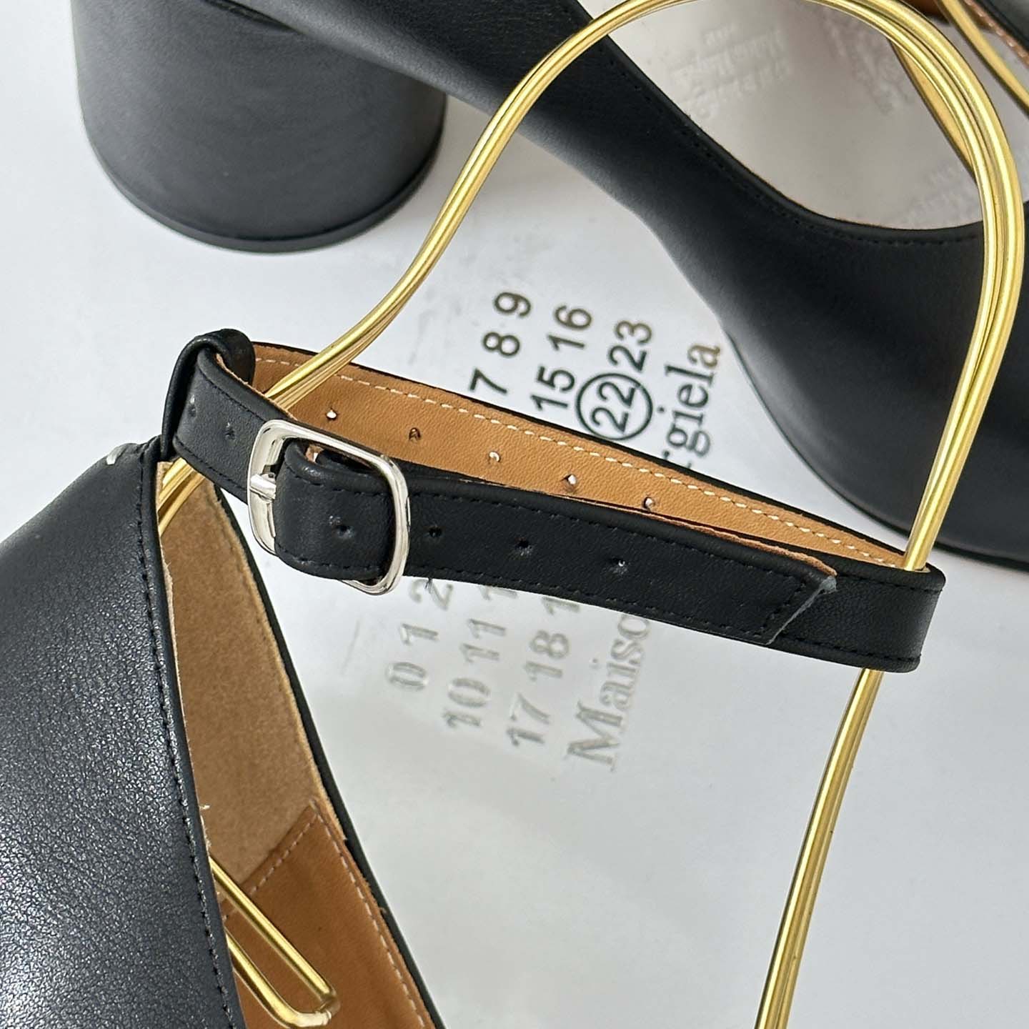 Maison Margiela Tabi Ankle-strap Pumps - DopestKickz