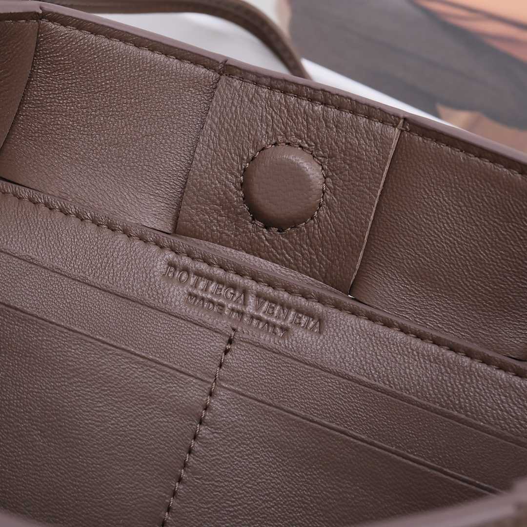 Bottega Veneta Cassette Pouch On Strap - DopestKickz