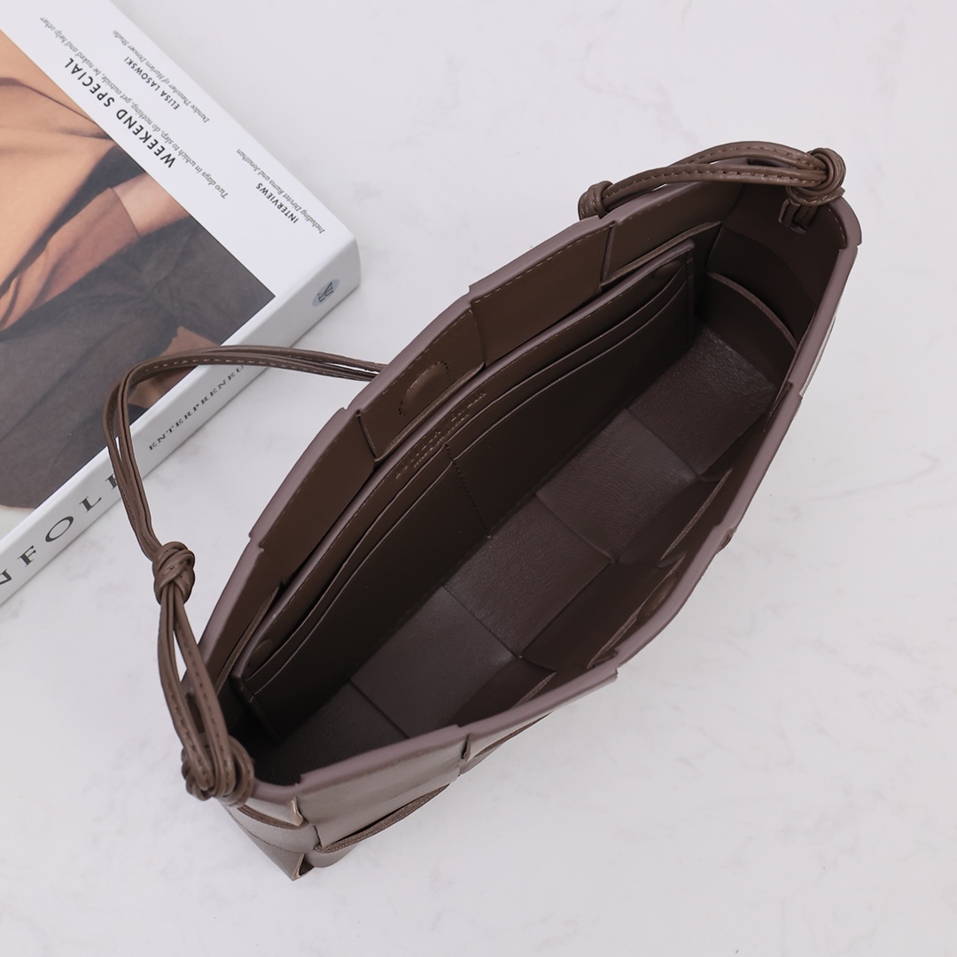 Bottega Veneta Cassette Pouch On Strap - DopestKickz