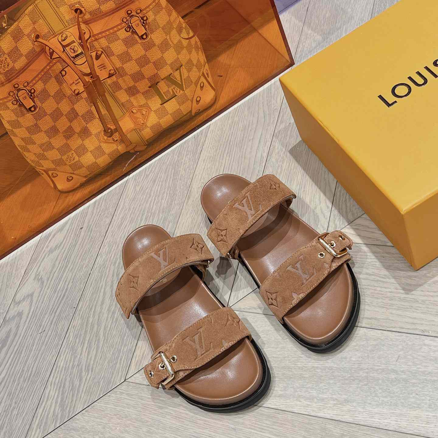 Louis Vuitton Bom Dia Flat Comfort Mule    1ABOY4 - DopestKickz