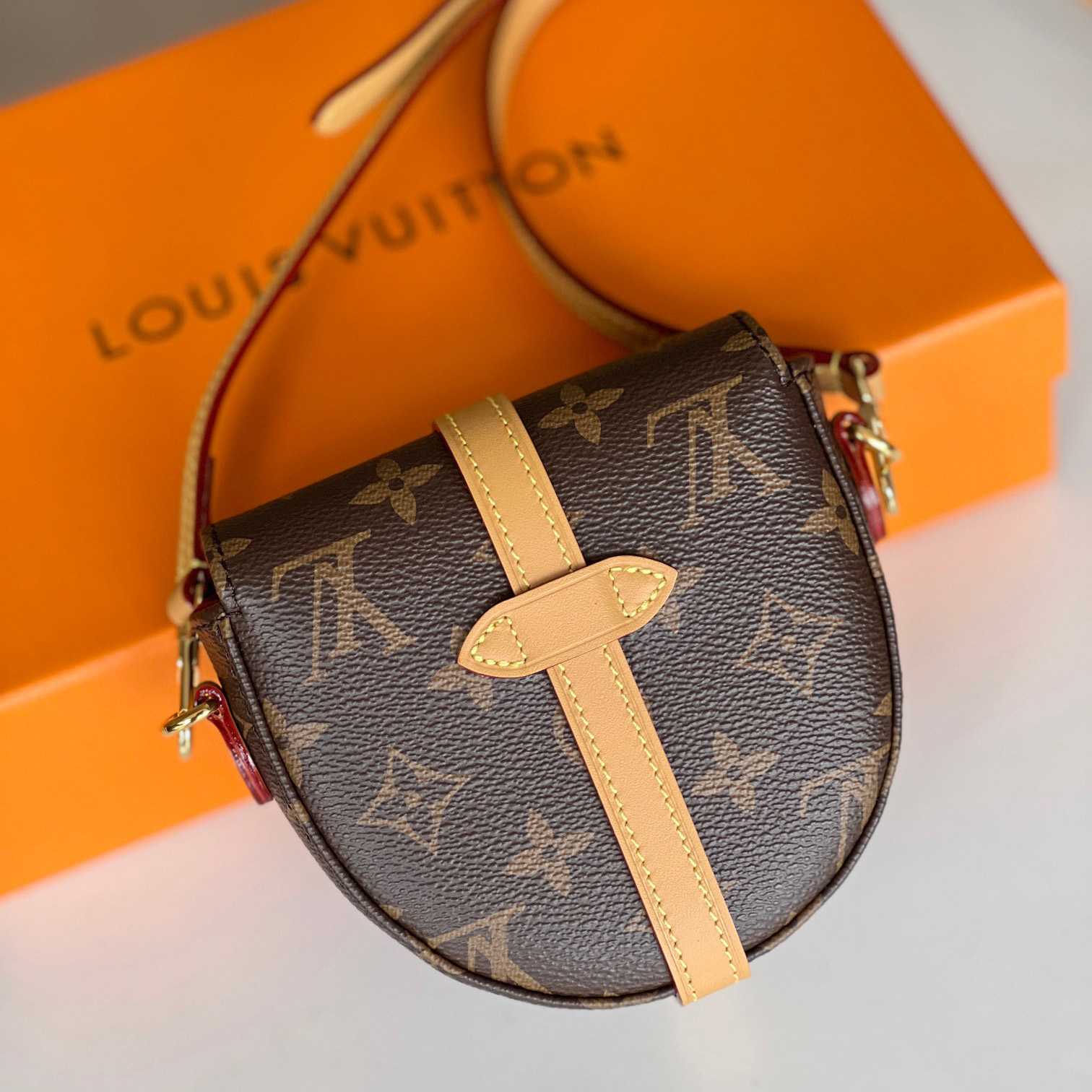 Louis Vuitton Micro Chantilly(12.5 x 13 x 4cm)   M46643 - DopestKickz
