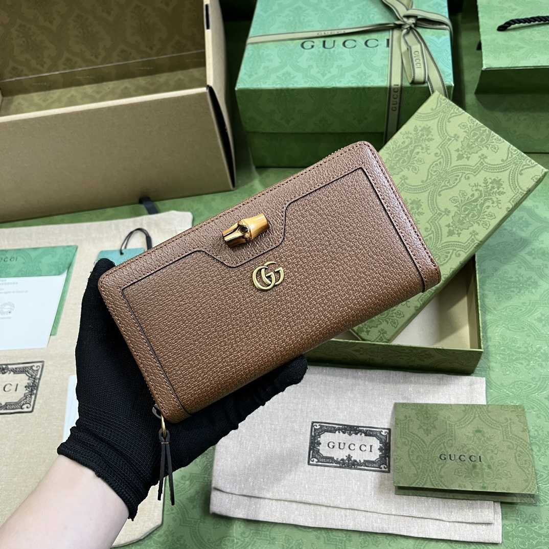 Gucci Diana Continental Wallet - DopestKickz