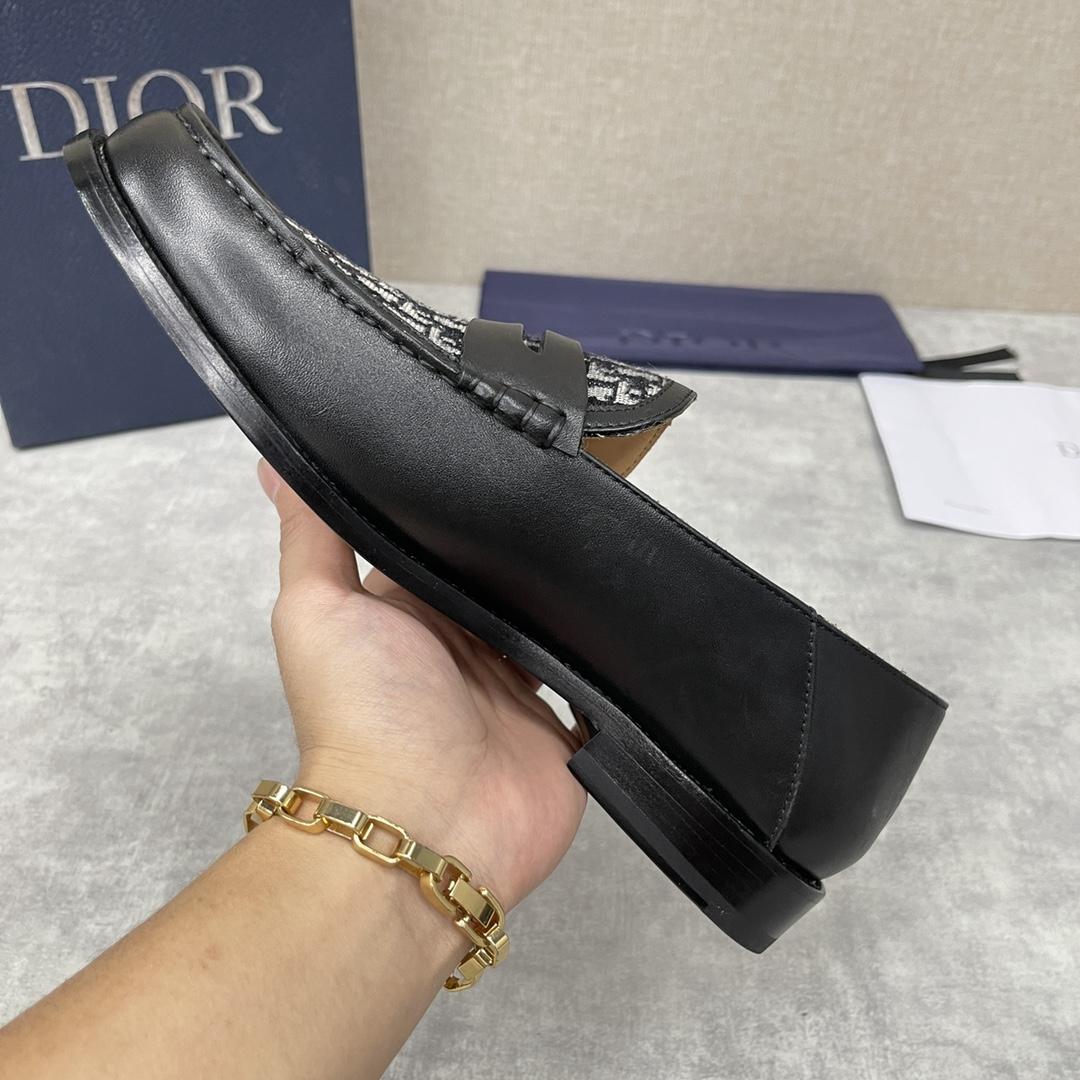 Dior Explorer Loafer - DopestKickz