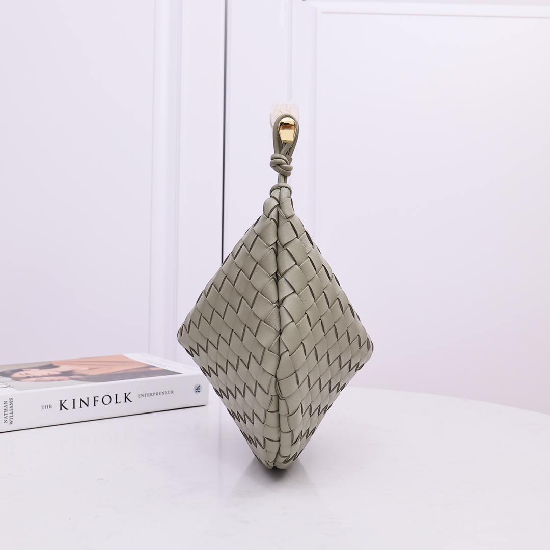 Bottega Veneta Sardine - DopestKickz