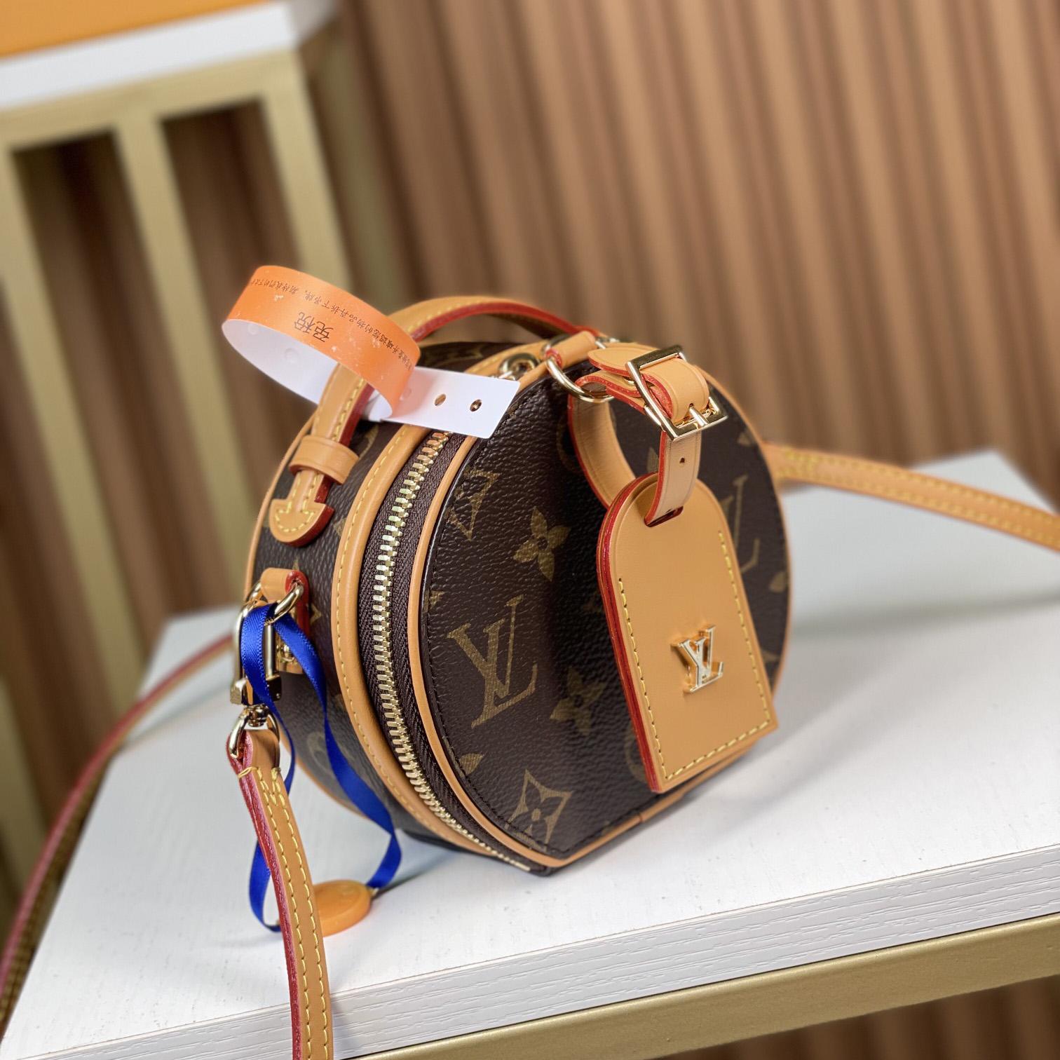 Louis Vuitton Mini Boite Chapeau      M44699 - DopestKickz