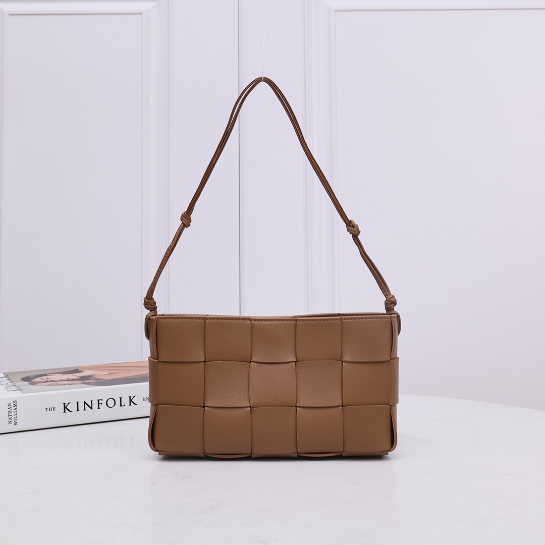 Bottega Veneta Cassette Pouch On Strap - DopestKickz