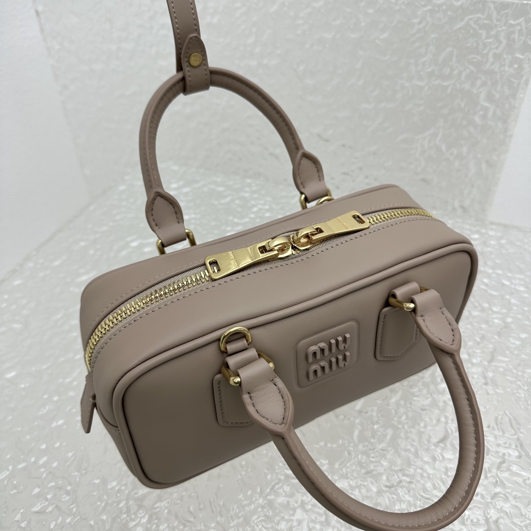 Miu Miu Arcadie Leather Bag - DopestKickz