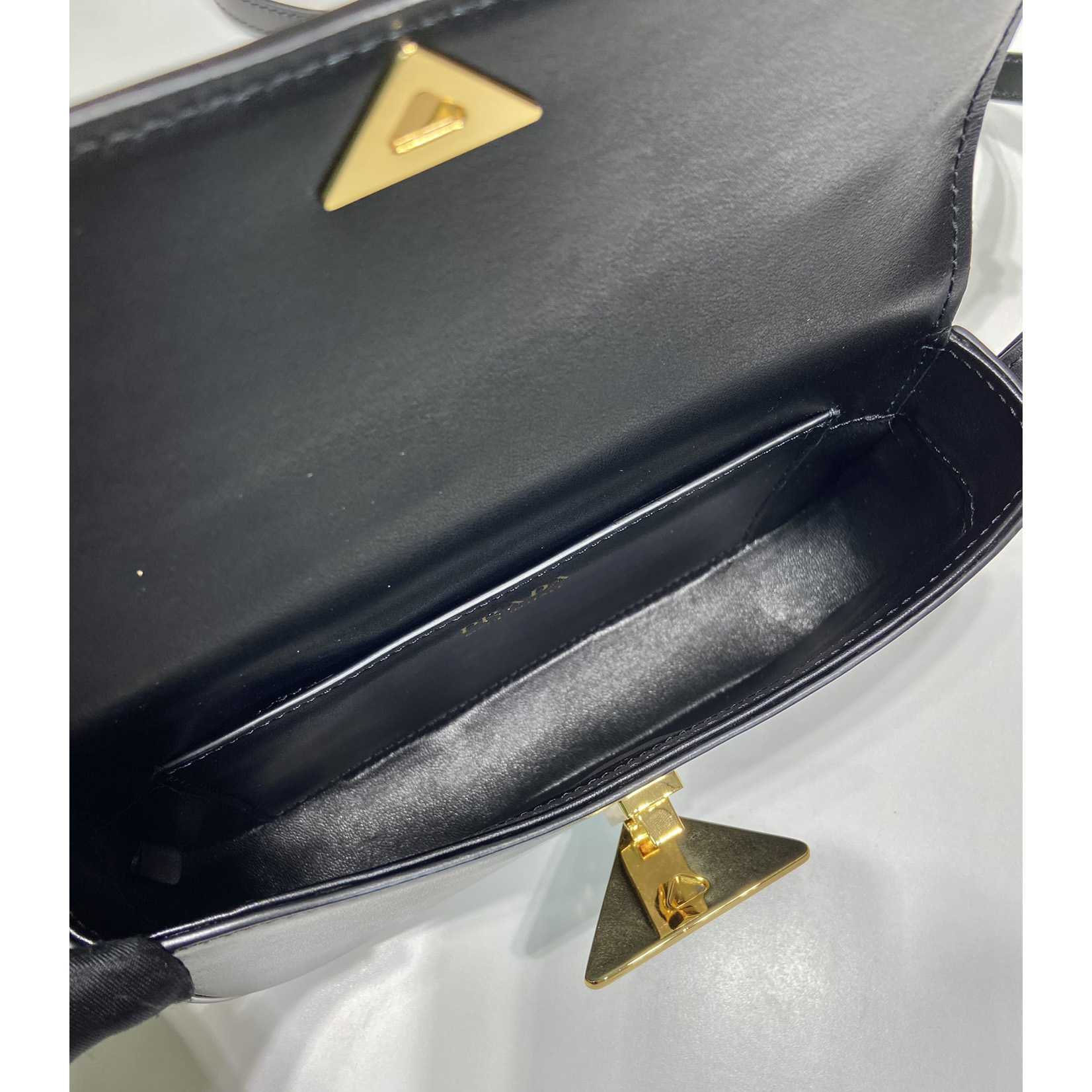 Prada Leather Shoulder Bag - DopestKickz