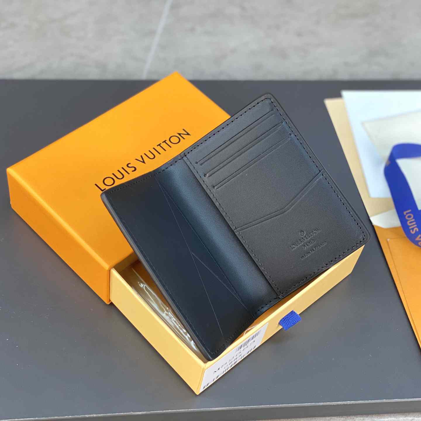 Louis Vuitton Pocket Organizer (7.5 x 11.1 x 1cm)   M82583 - DopestKickz