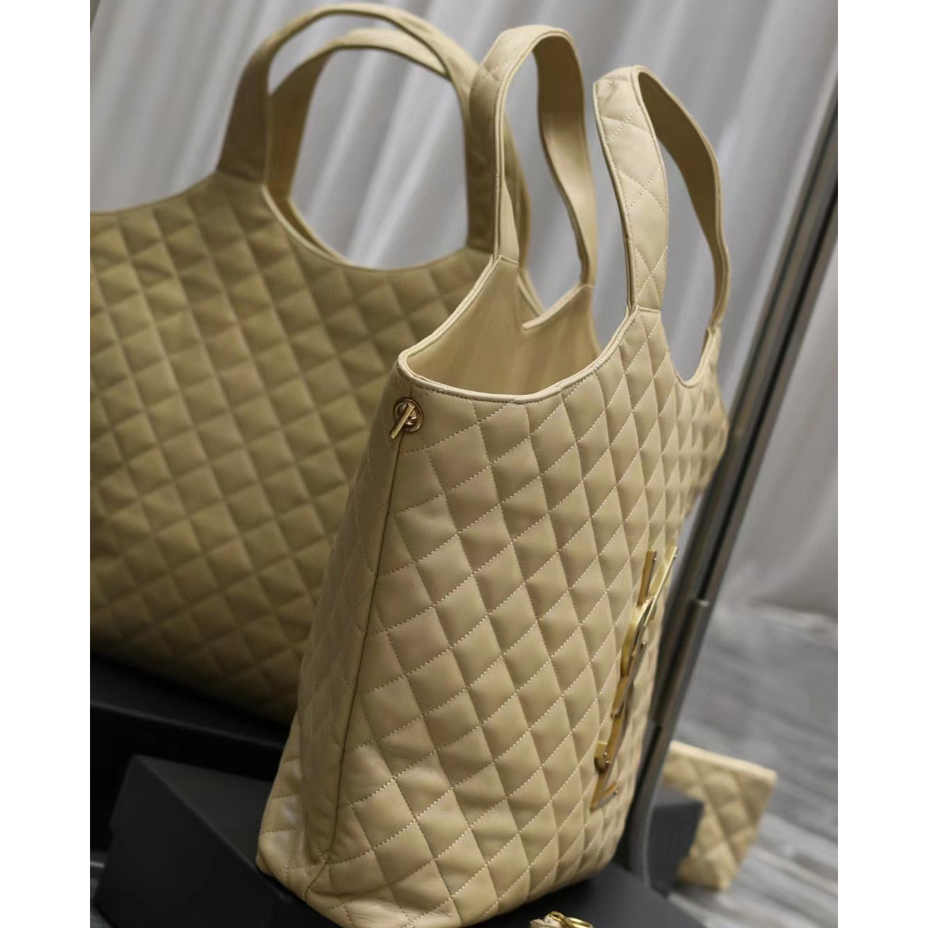 Saint Laurent Icare Extra large Embellished Quilted Leather Tote (58-34-8cm) - DopestKickz