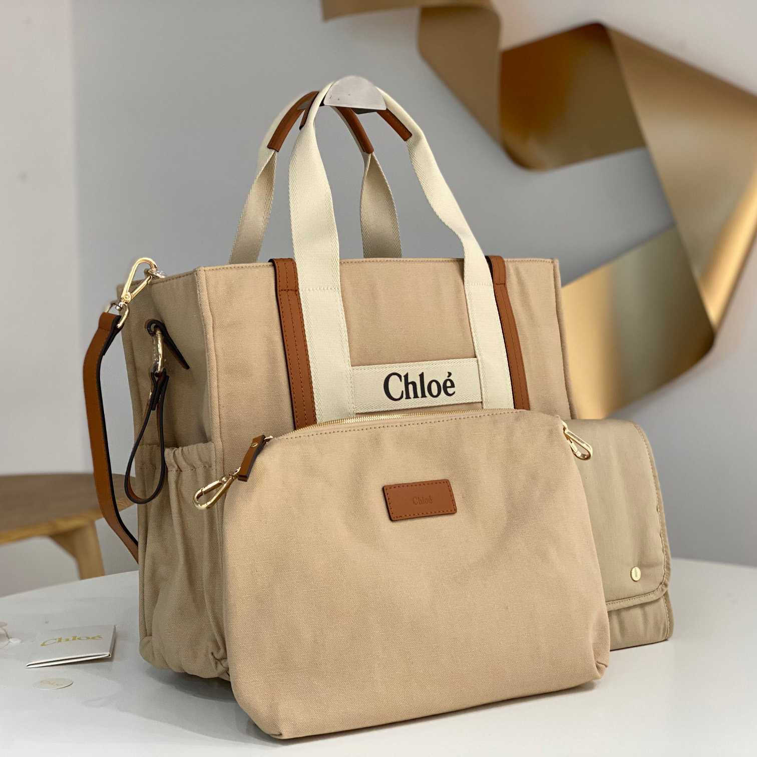 Chloe Changing Bag (40*32*14cm) - DopestKickz