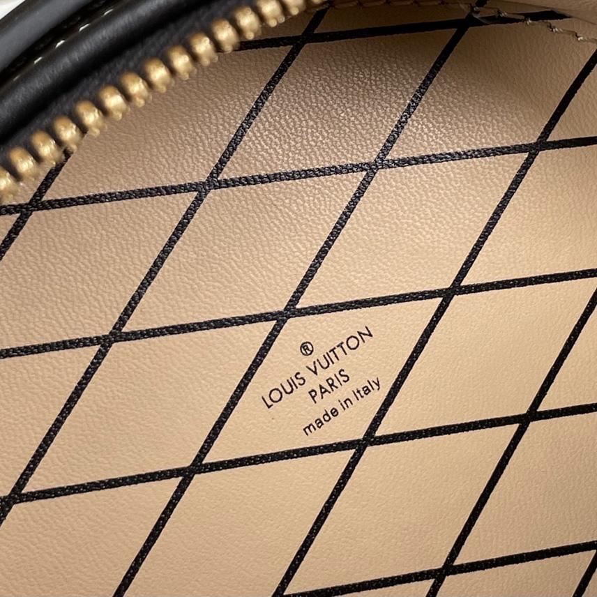 Louis Vuitton Mini Boite Chapeau      M68276 - DopestKickz