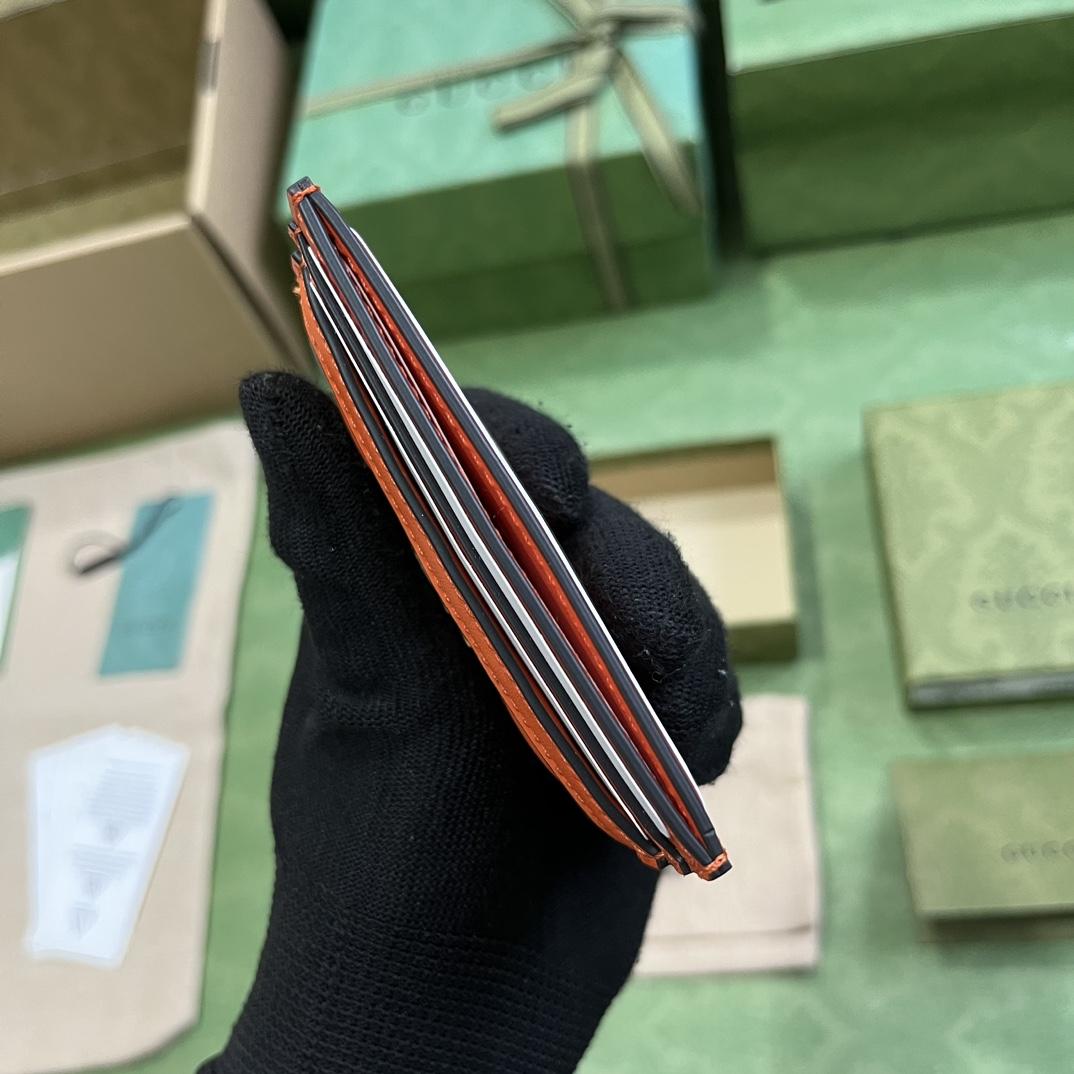 Gucci GG Matelasse Card Case - DopestKickz