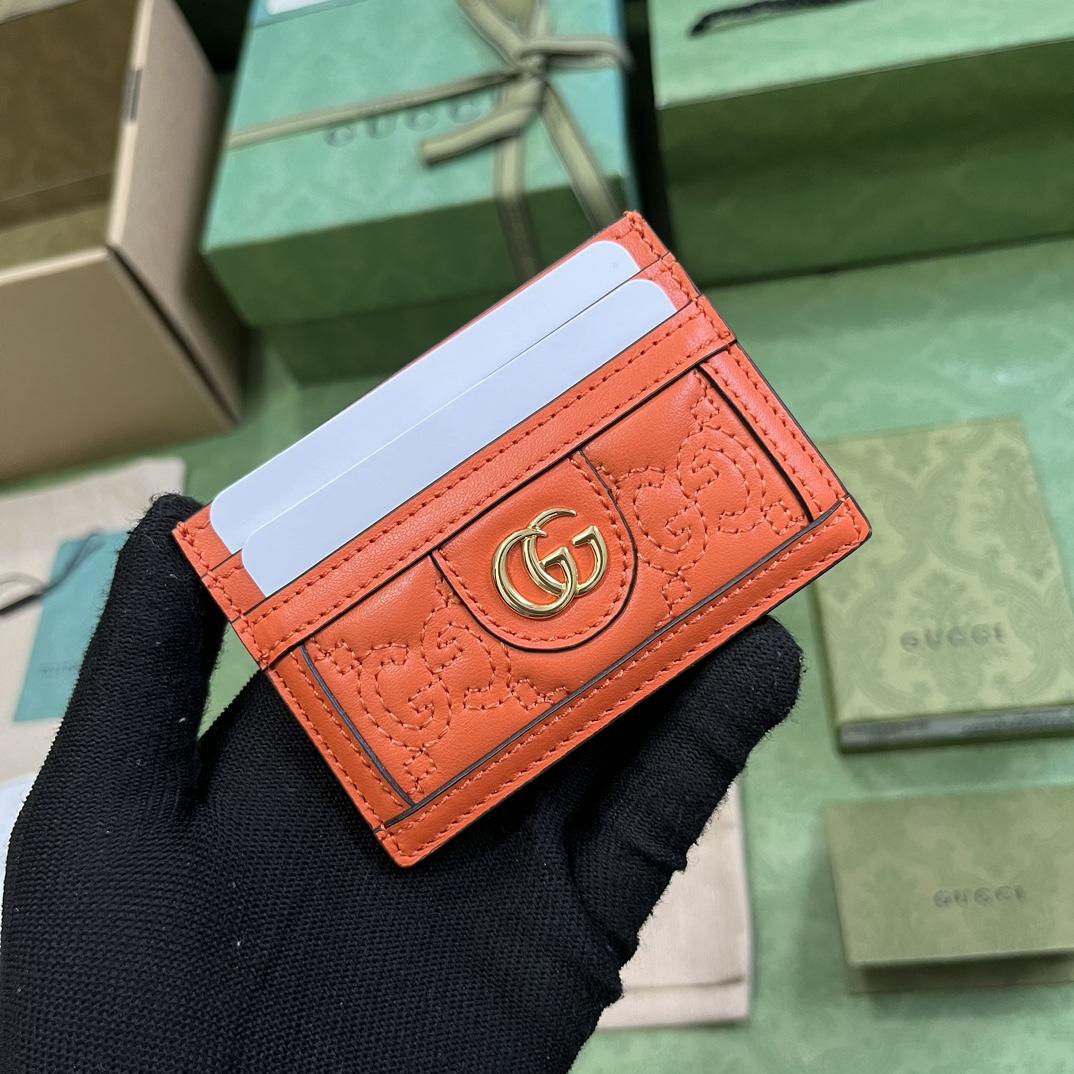 Gucci GG Matelasse Card Case - DopestKickz
