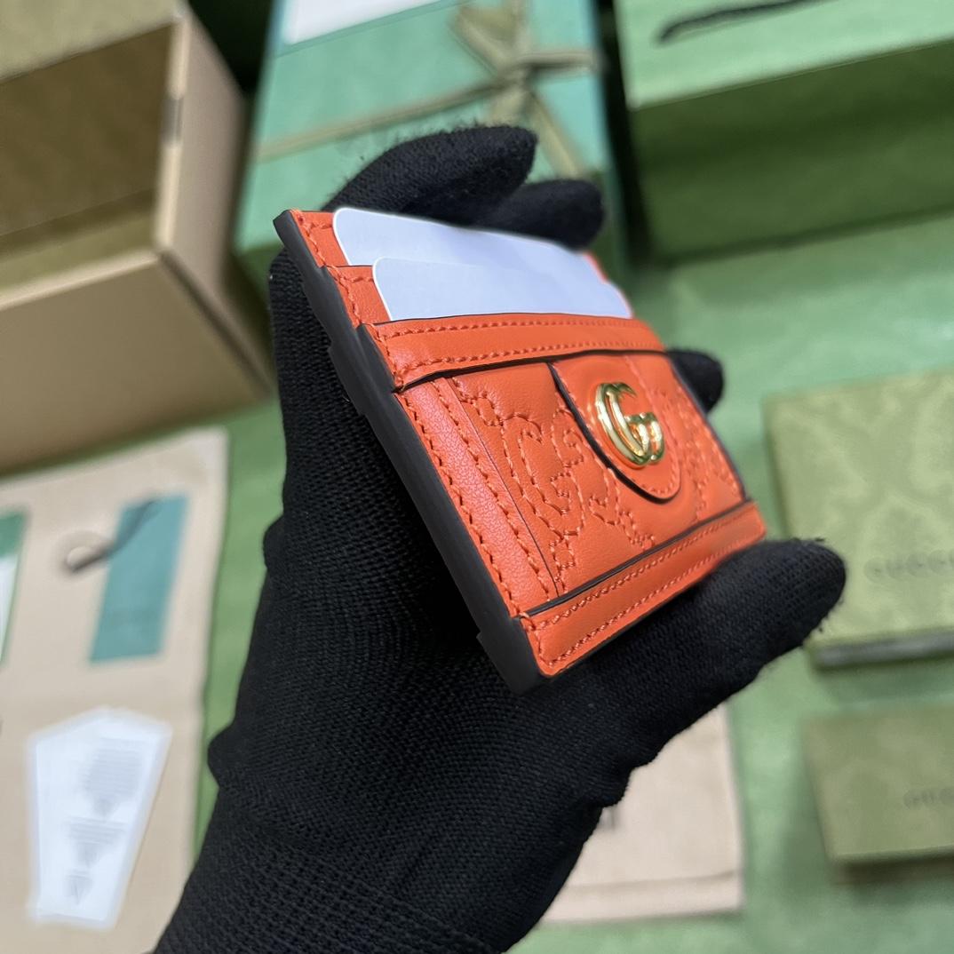 Gucci GG Matelasse Card Case - DopestKickz