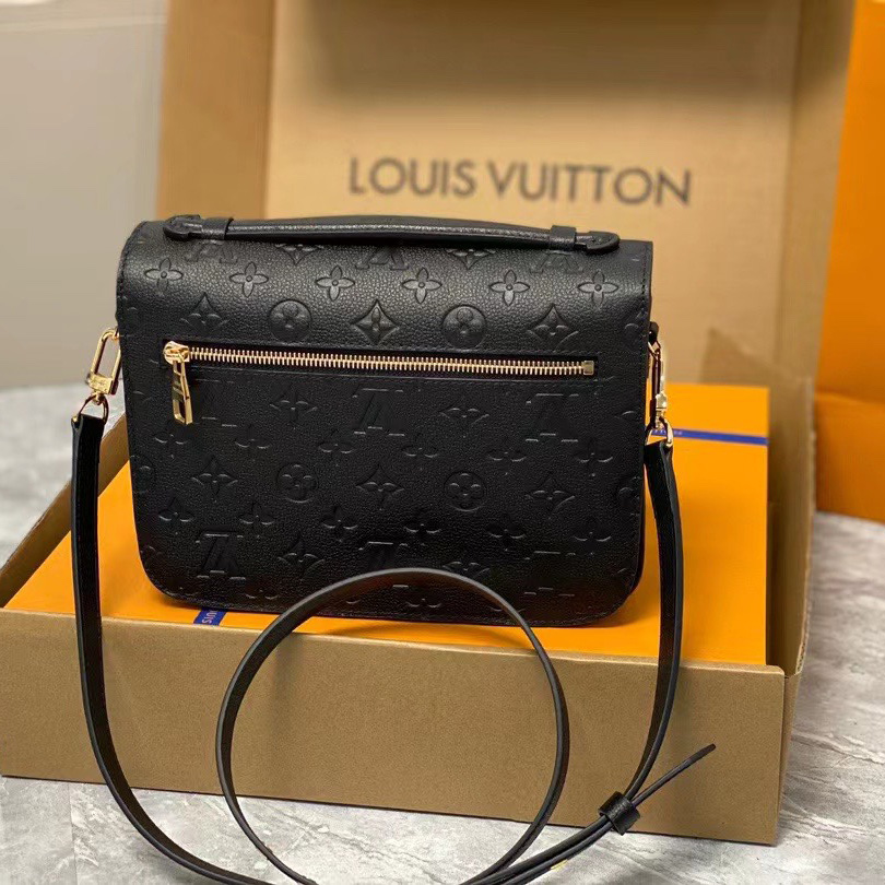 Louis Vuitton Pochette Metis(25-19-7cm)  M41487 - DopestKickz
