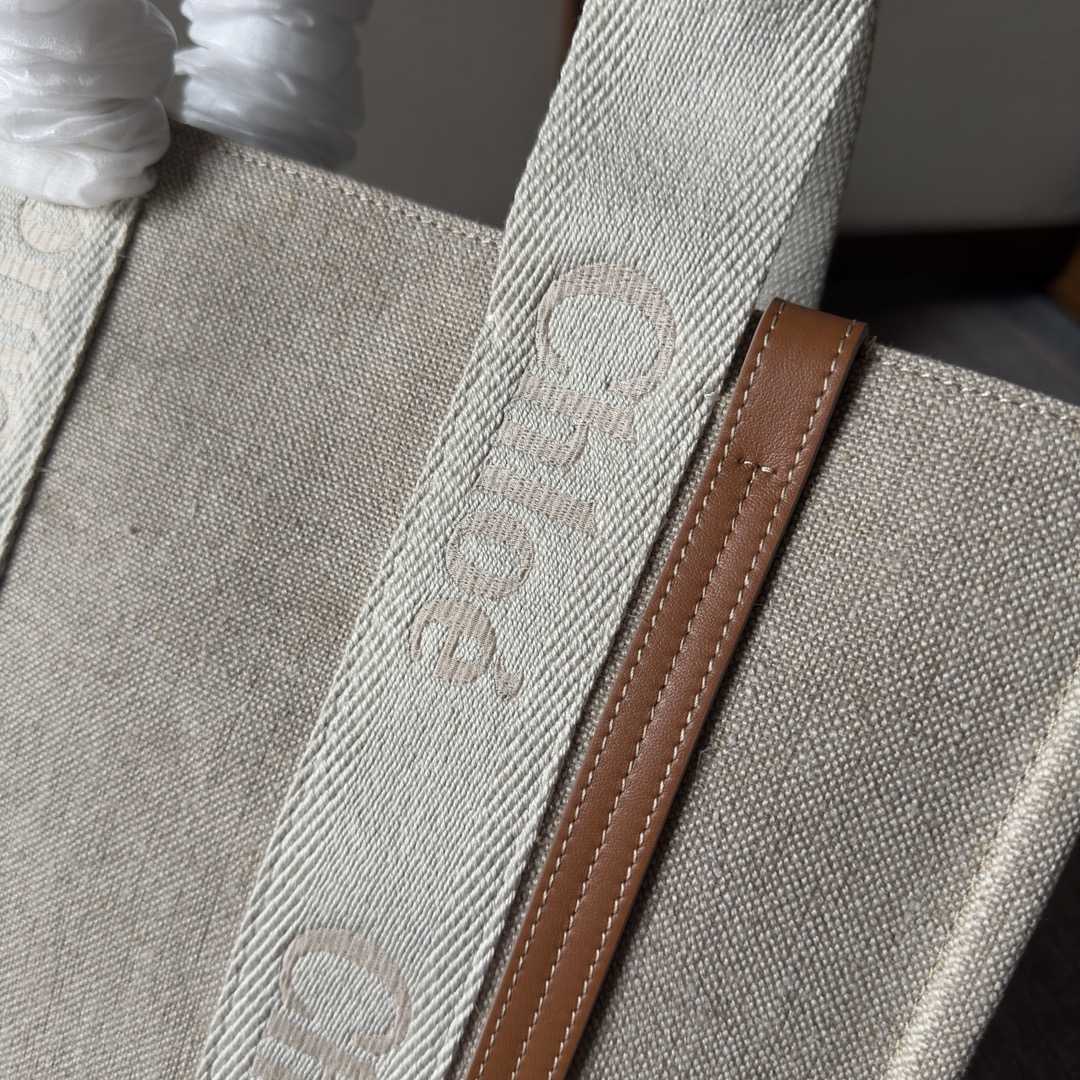 Chloe Small Woody Tote Bag (26.5*20*8cm) - DopestKickz