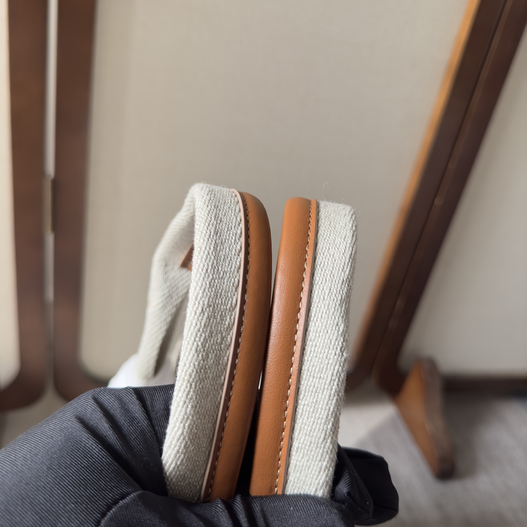 Chloe Small Woody Tote Bag (26.5*20*8cm) - DopestKickz