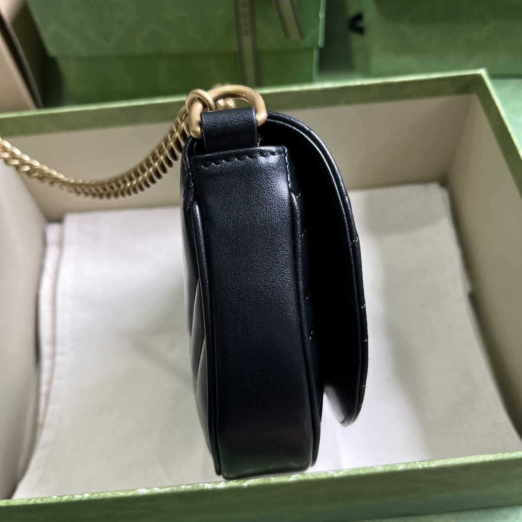 Gucci GG Marmont Matelasse Chain Mini Bag (20x 14.5x 4cm) - DopestKickz