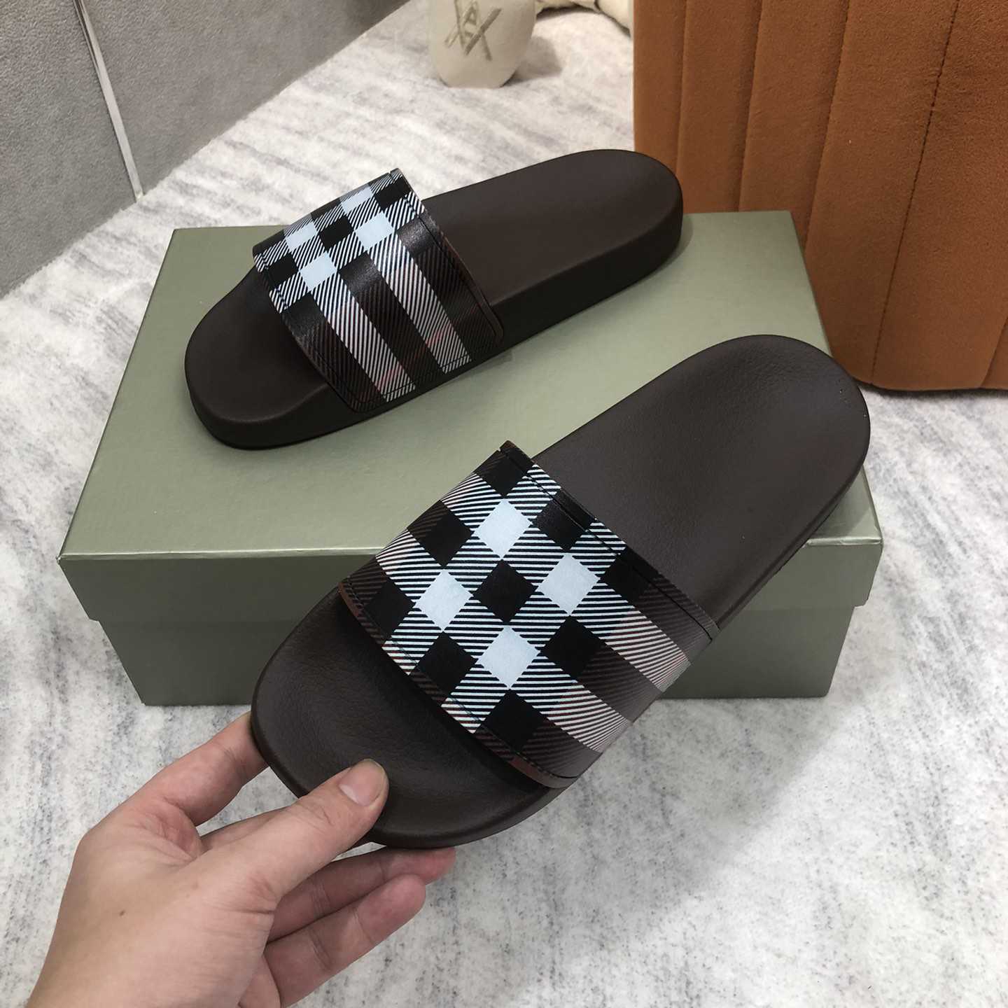 Burberry Check Print Slides - DopestKickz