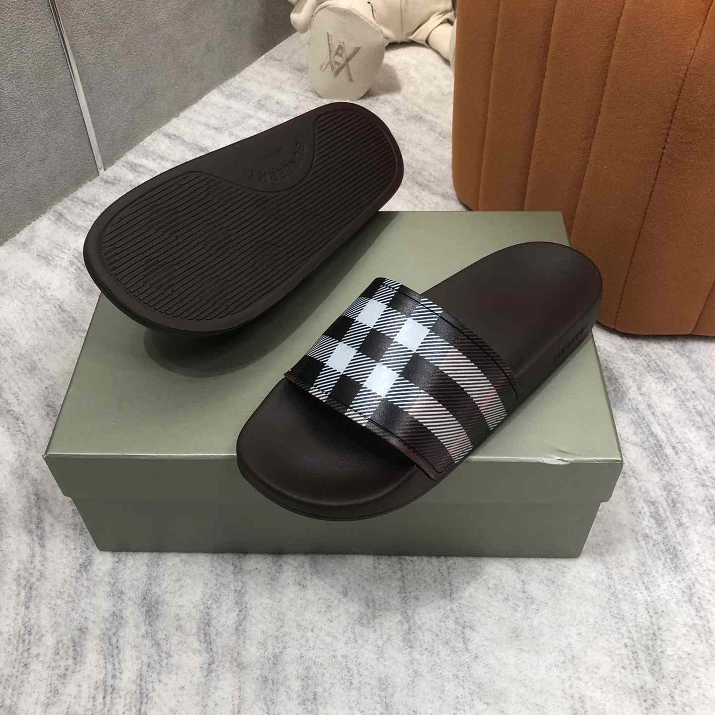 Burberry Check Print Slides - DopestKickz