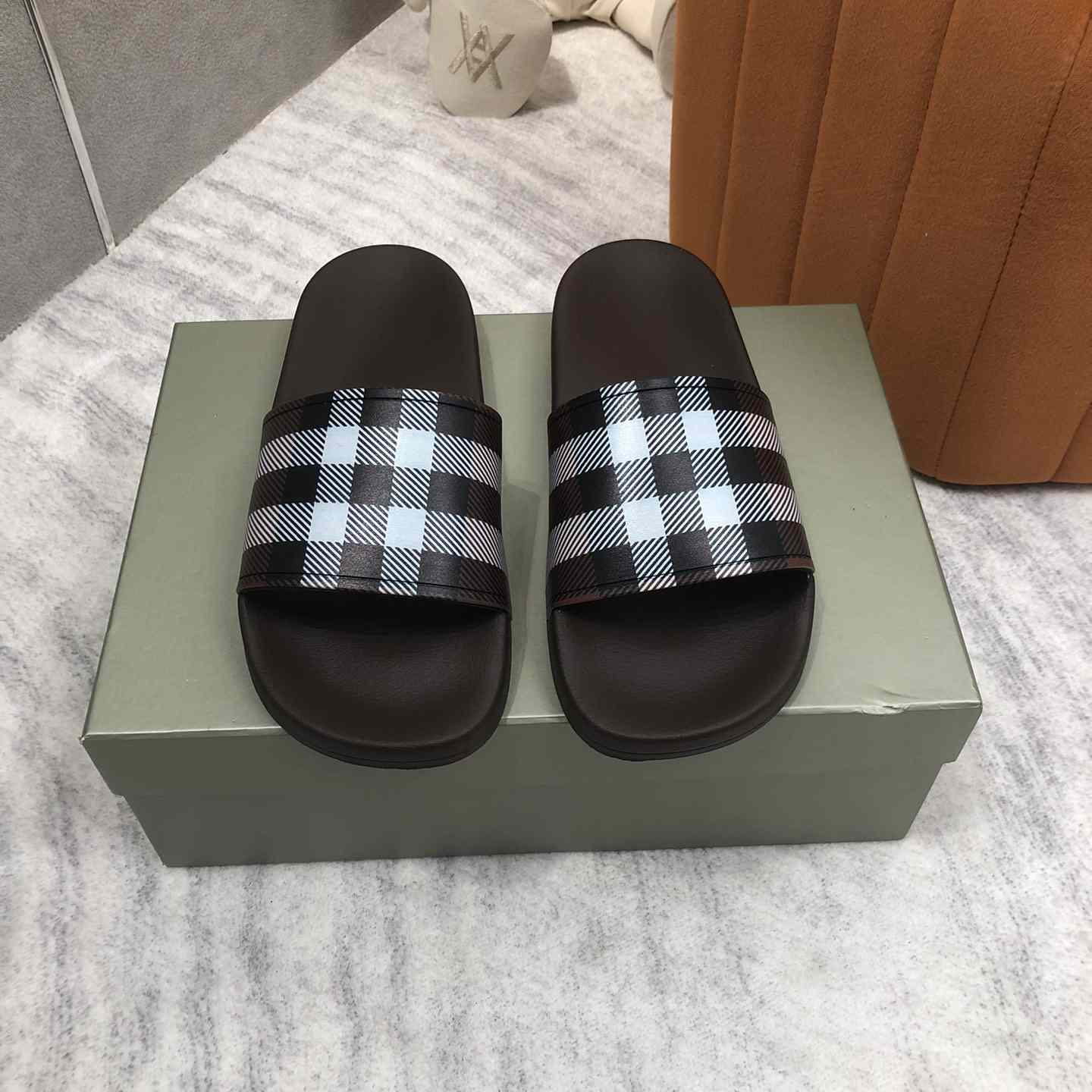 Burberry Check Print Slides - DopestKickz