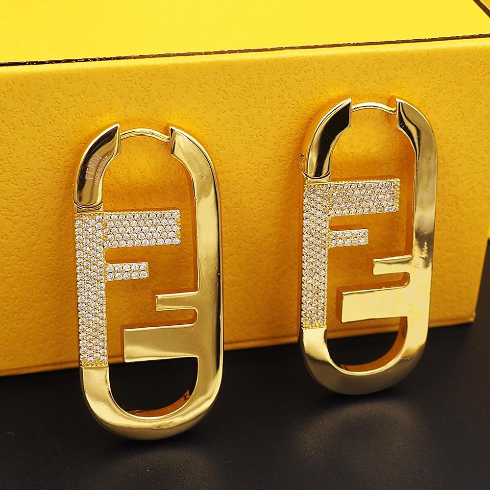 Fendi O’Lock Single Earring - DopestKickz