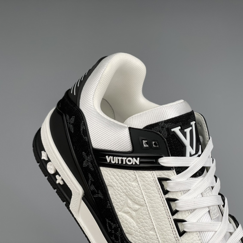 Louis Vuitton Trainer Sneaker In Blakc&White(Upon UK Size) - DopestKickz