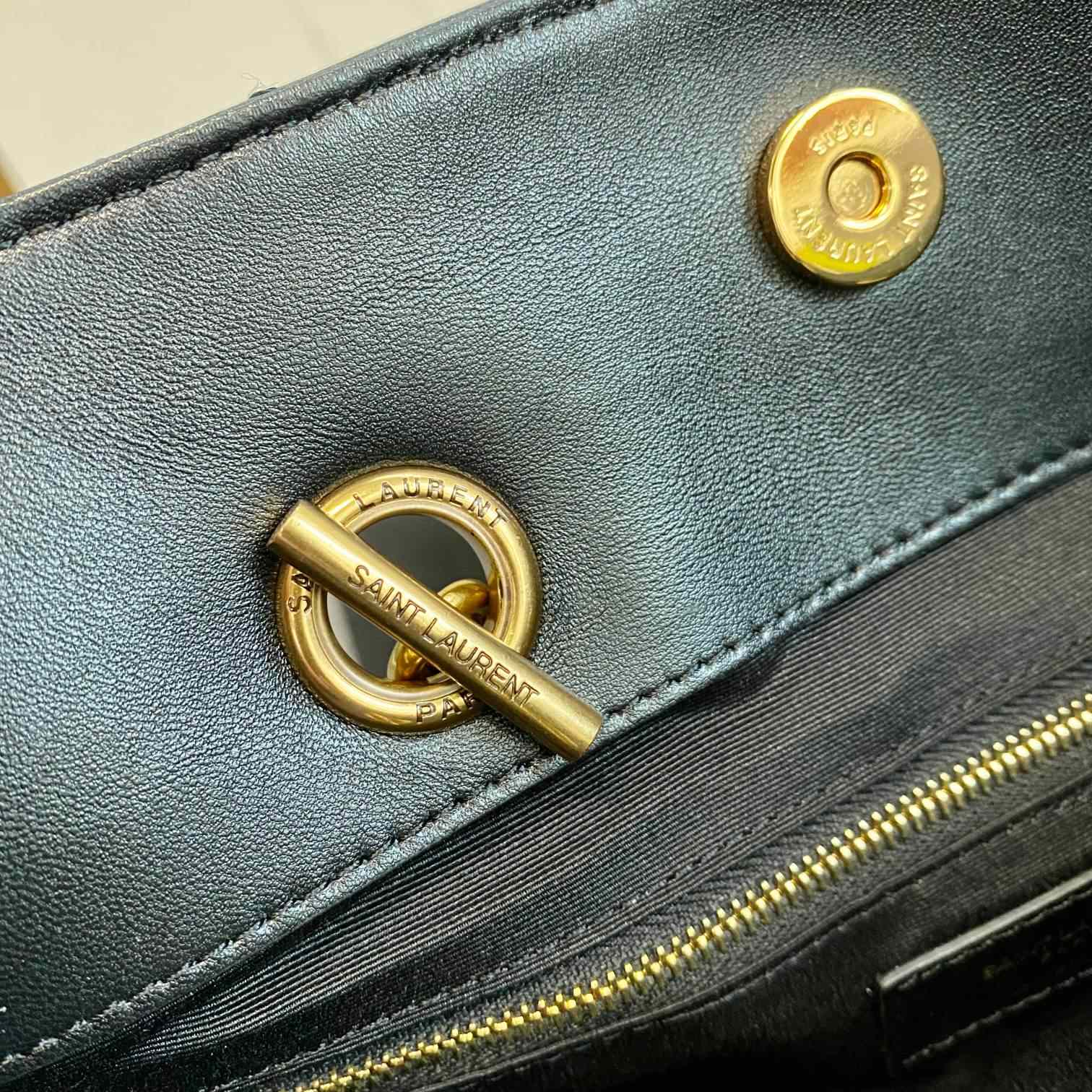 Saint Laurent Quilted Shoulder Bag (41.1x3x36.8cm) - DopestKickz