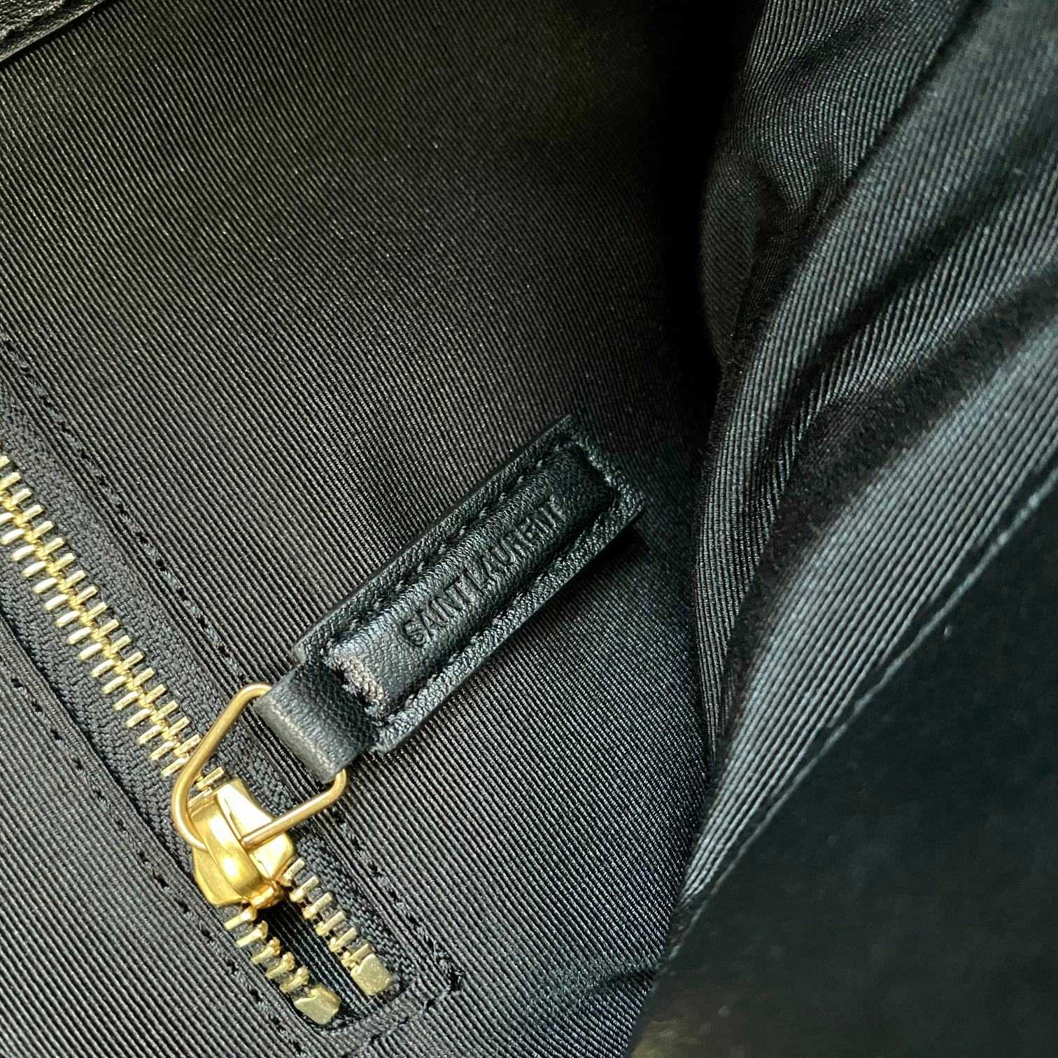 Saint Laurent Quilted Shoulder Bag (41.1x3x36.8cm) - DopestKickz