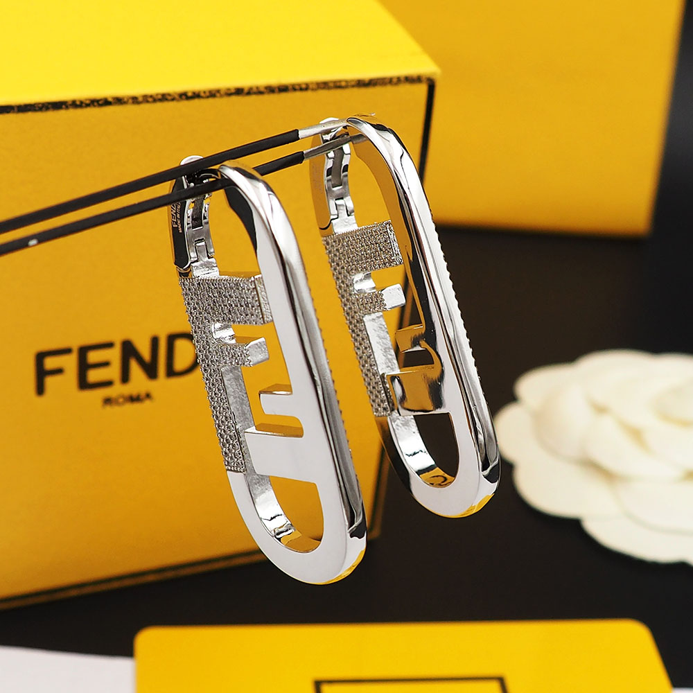 Fendi O’Lock Single Earring - DopestKickz