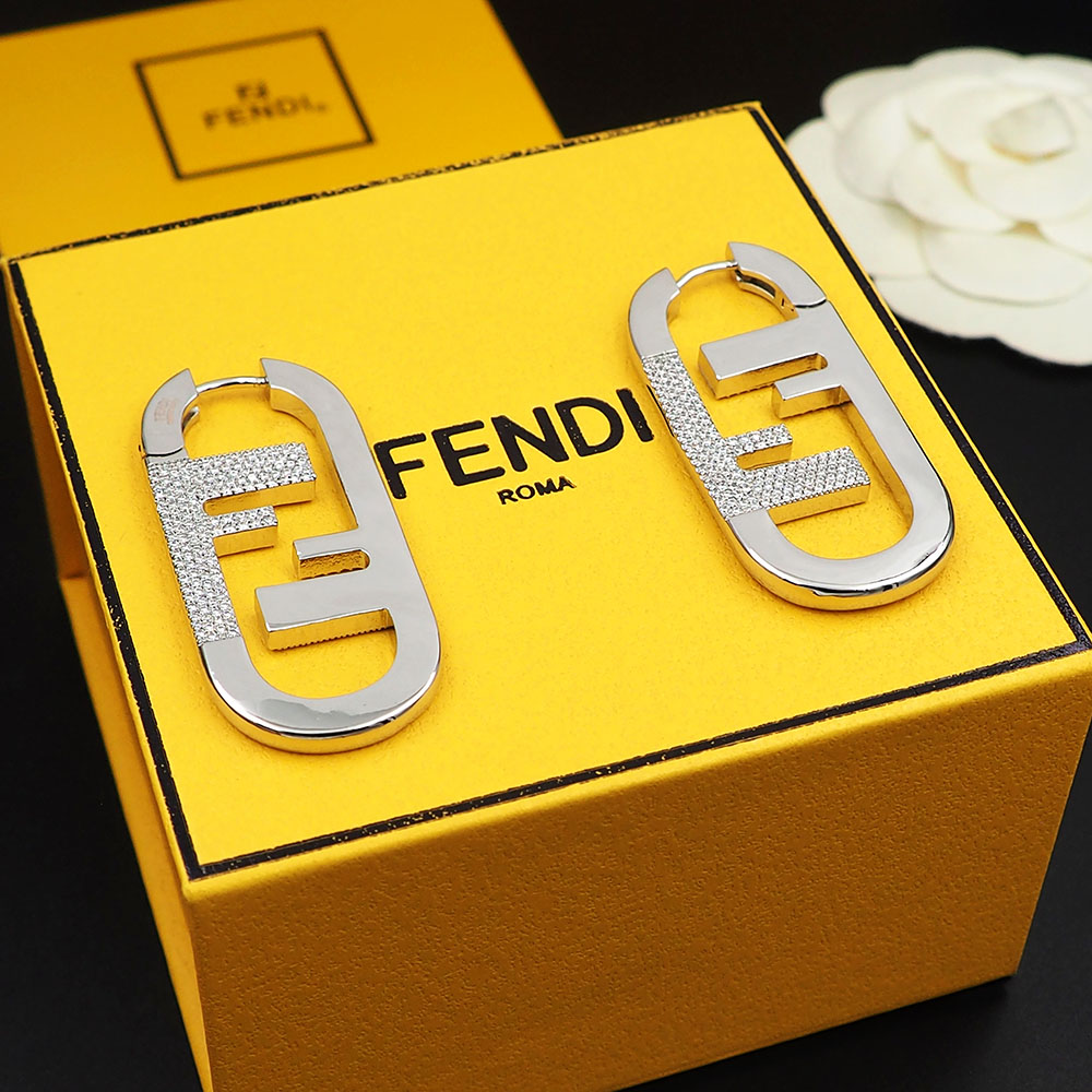 Fendi O’Lock Single Earring - DopestKickz