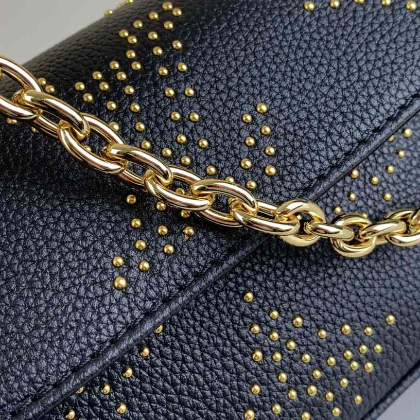 Louis Vuitton Wallet on Chain Ivy (23.5 x 12.0 x 4.3cm)  M82653 - DopestKickz